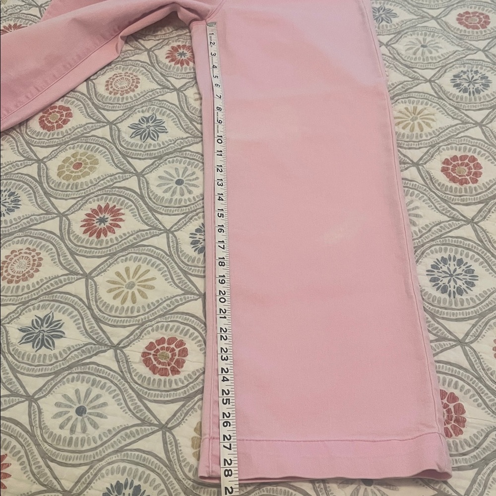 D. Jeans light pink, size 4. - Picture 6 of 8